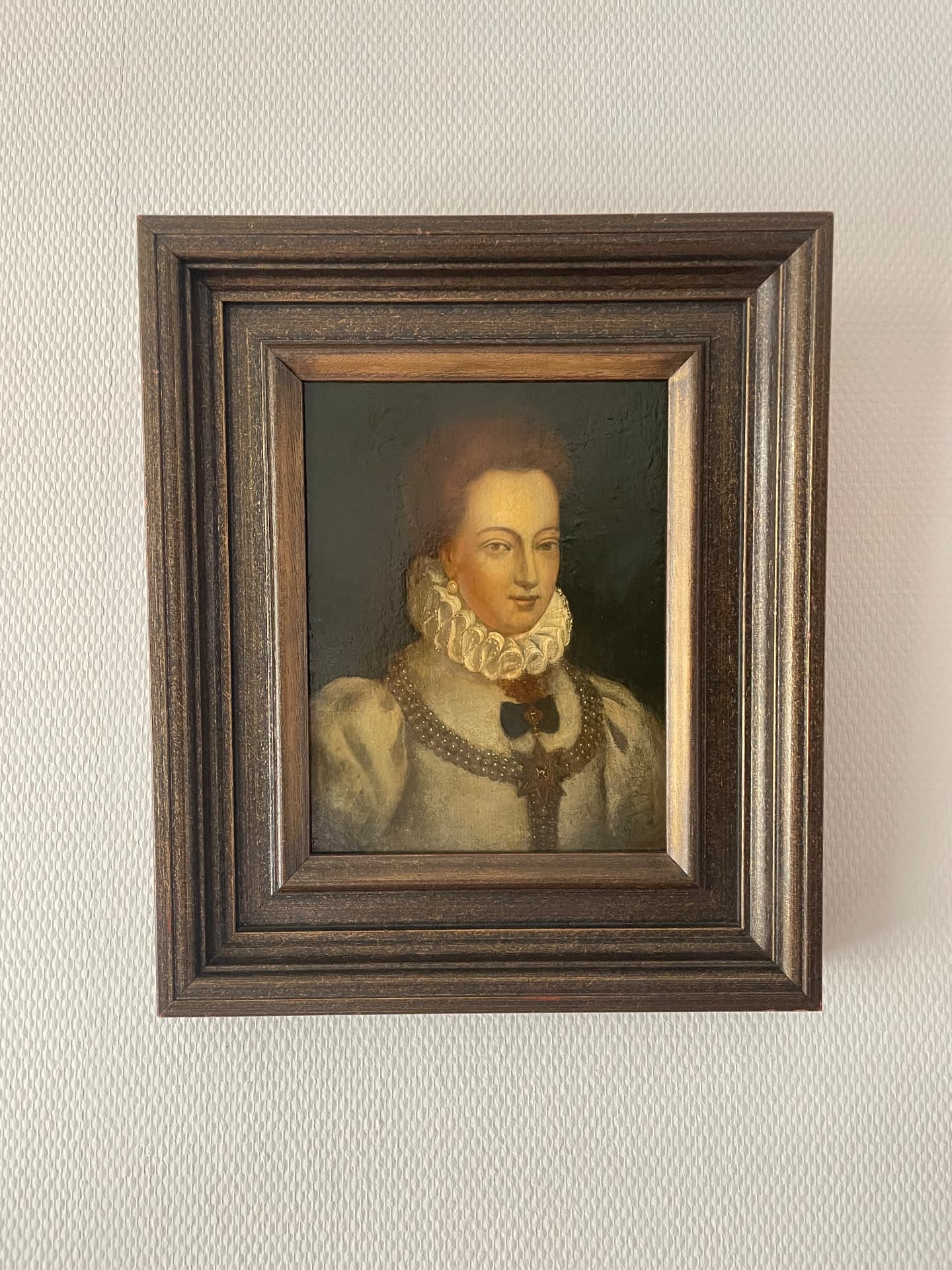 Portrait in its frame